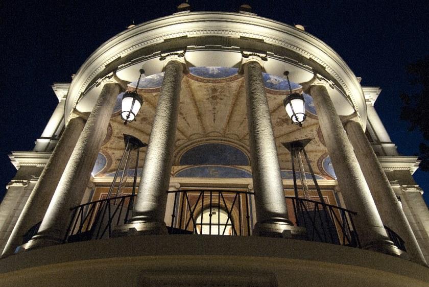 iGuzzini Линейный световой профиль с системой RGB для светодиодных модулей Underscore inout sun-id-1355347 - Вид №5