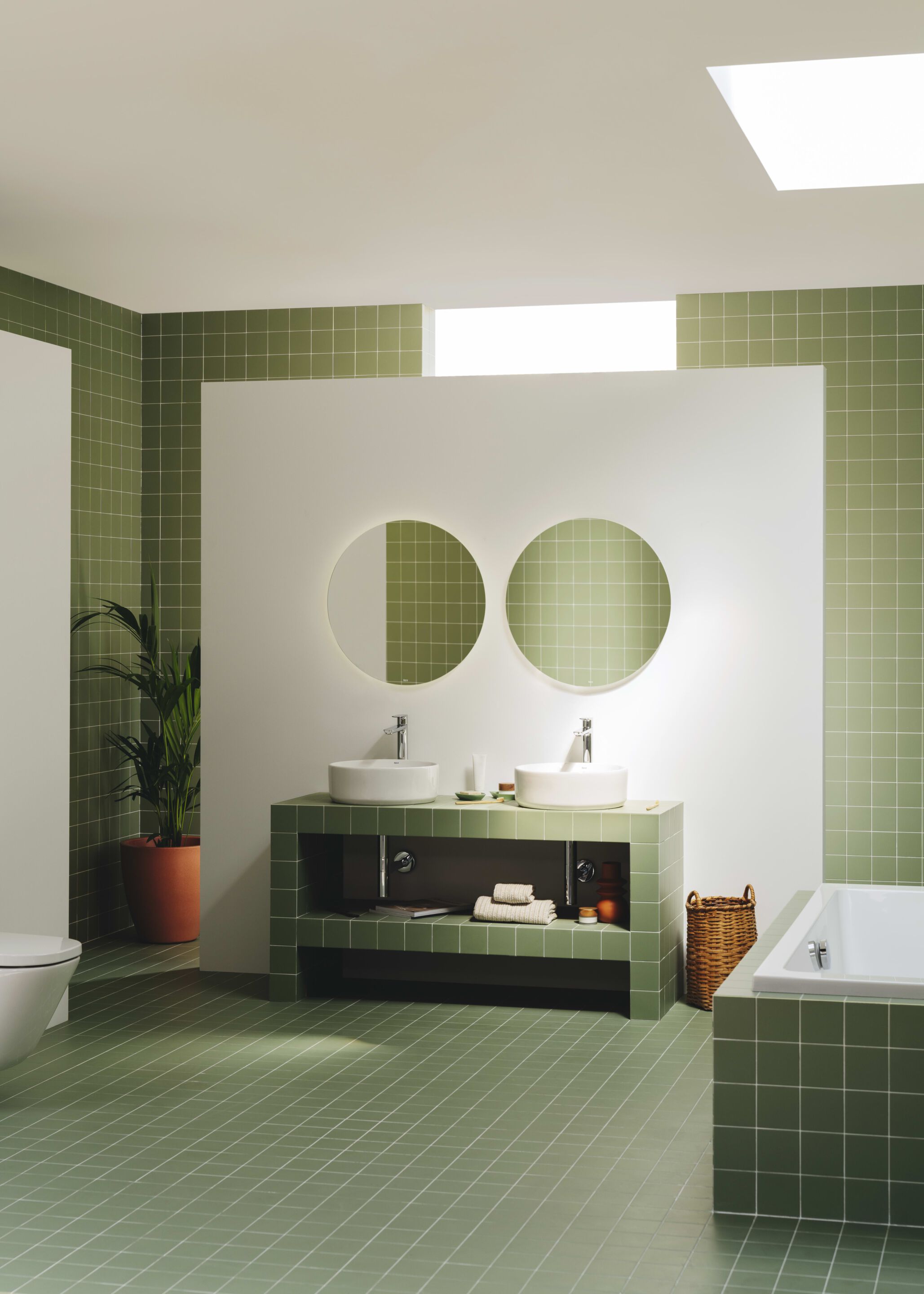 Утопленная акриловая прямоугольная ванна Roca VYTHOS 24855 ARCH-00118366 - Вид №4