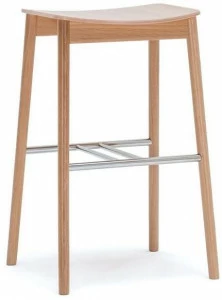 Paged Высокий табурет из бука с подставкой для ног Prop