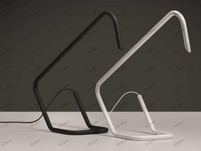 Quadrifoglio Светодиодная настольная лампа из алюминия sun-id-1475598