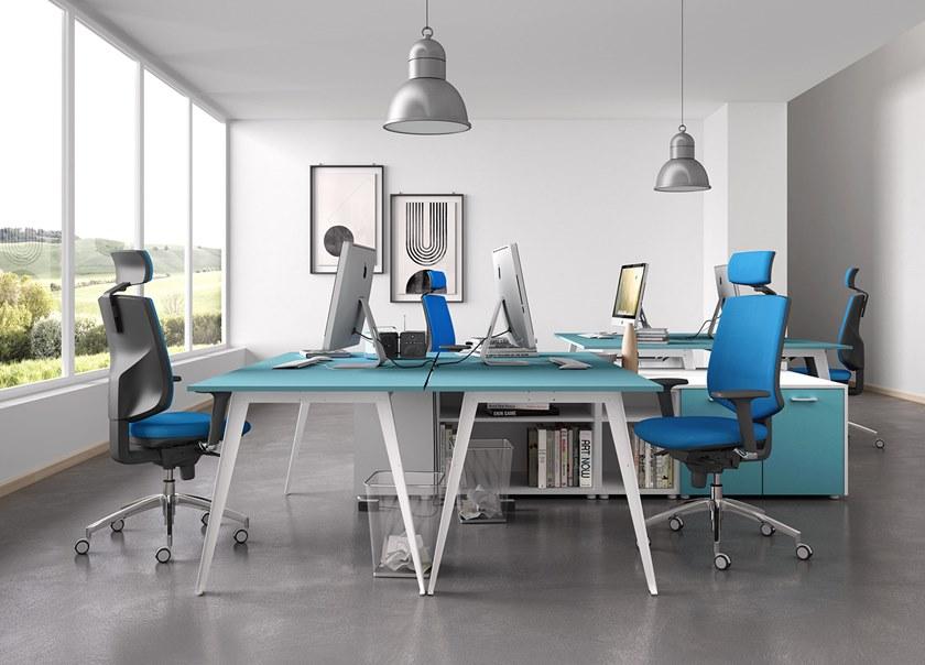 Офисный стул с регулируемой высотой из ткани с подлокотниками  129252 Santreyd  - Вид №2