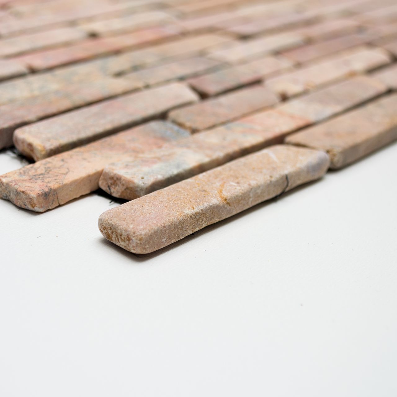 Отделка из красного мрамора Verona Mosaix ARCH-00004441 - Вид №1