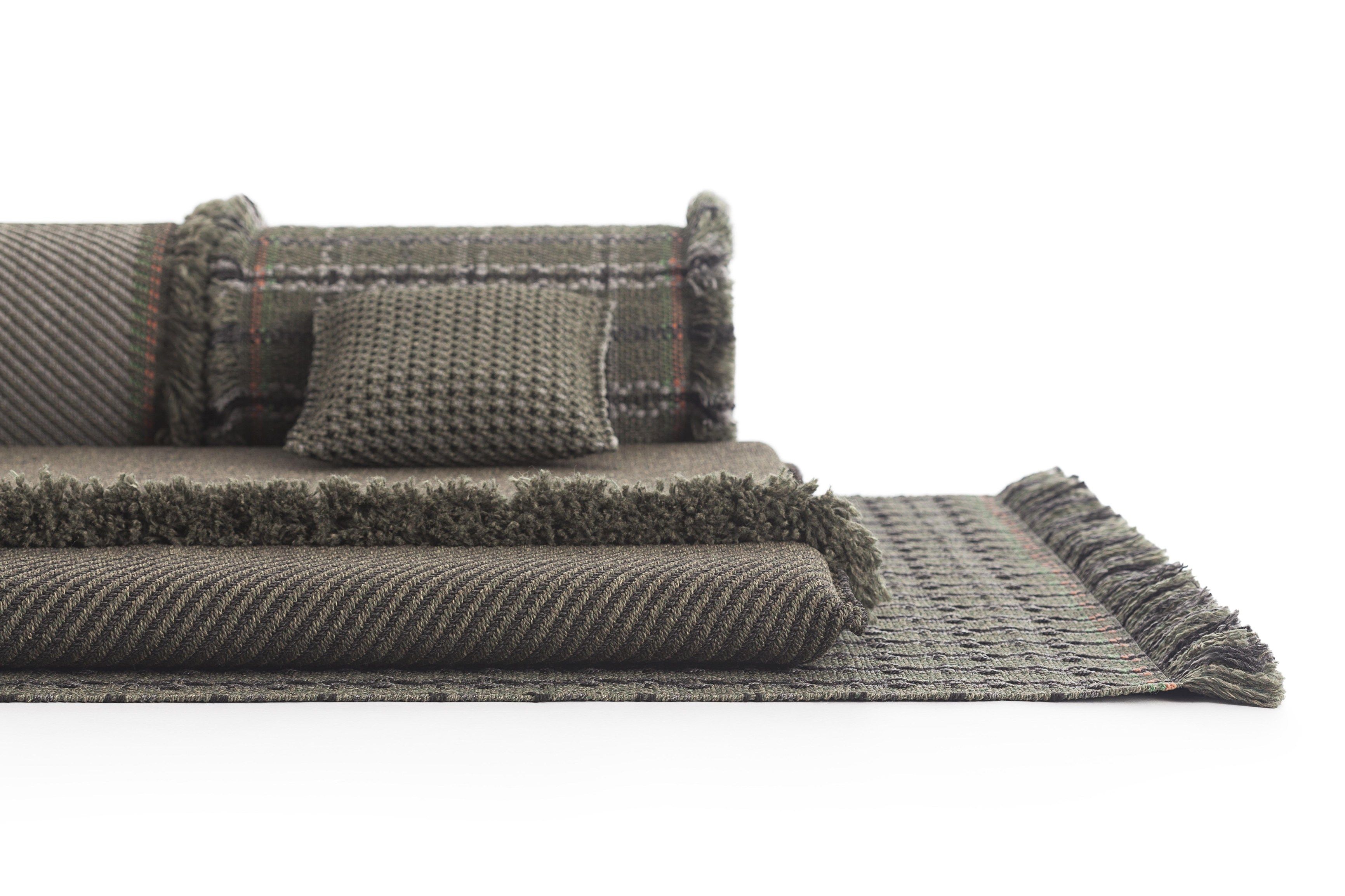 Наружная полипропиленовая цилиндрическая полосатая подушка GAN Garden Layers ARCH-00033057 - Вид №11