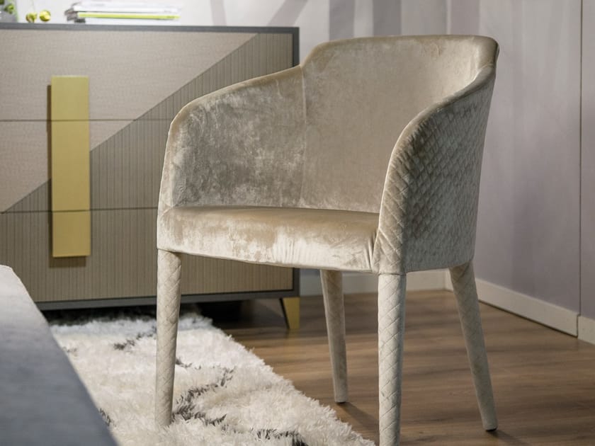 Мягкий тканевый стул с подлокотниками CASA +39 пуф &amp ARCH-00062877