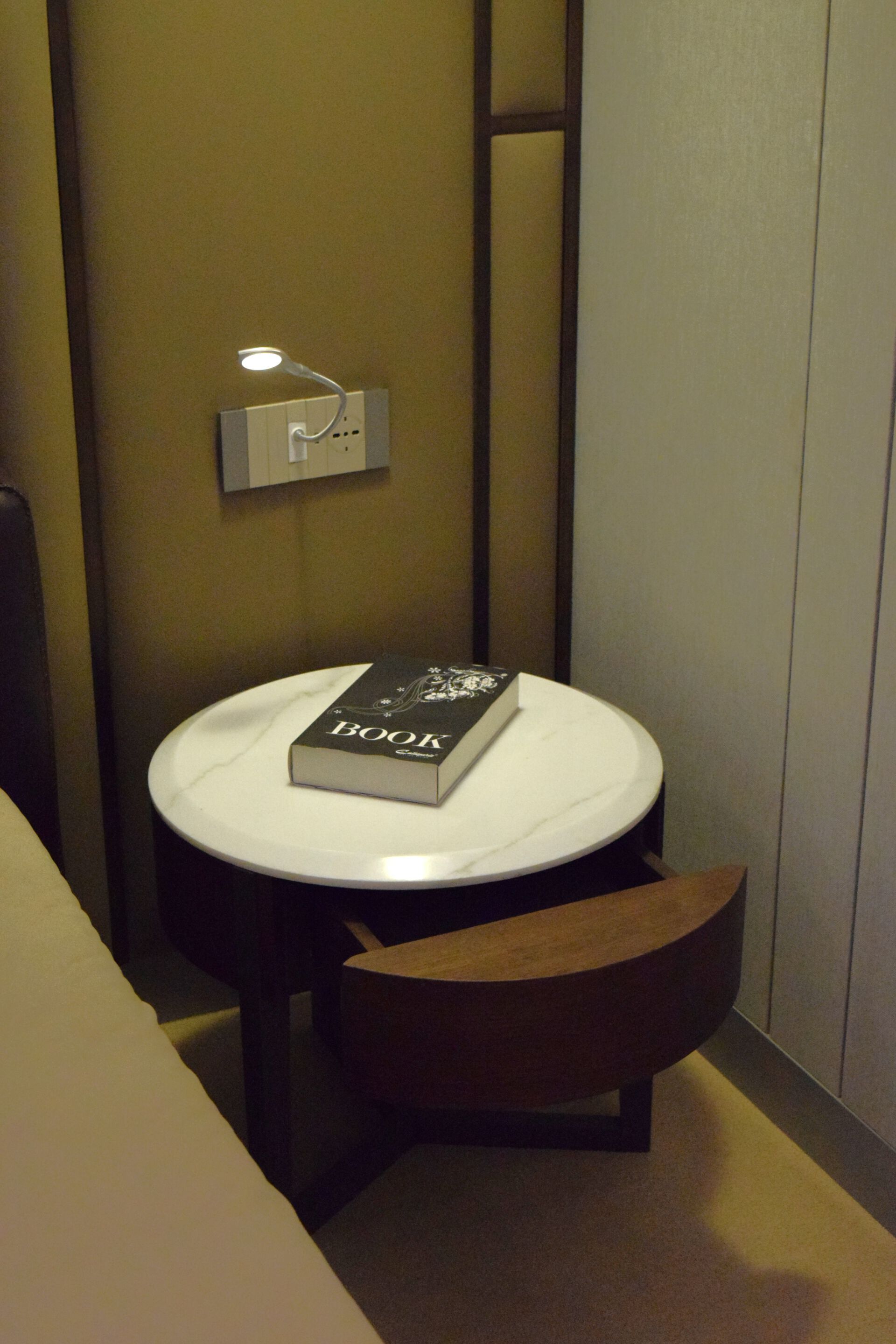 Круглая прикроватная тумбочка из МДФ с ящиками ABLE ORBIT ARCH-00081662 - Вид №4