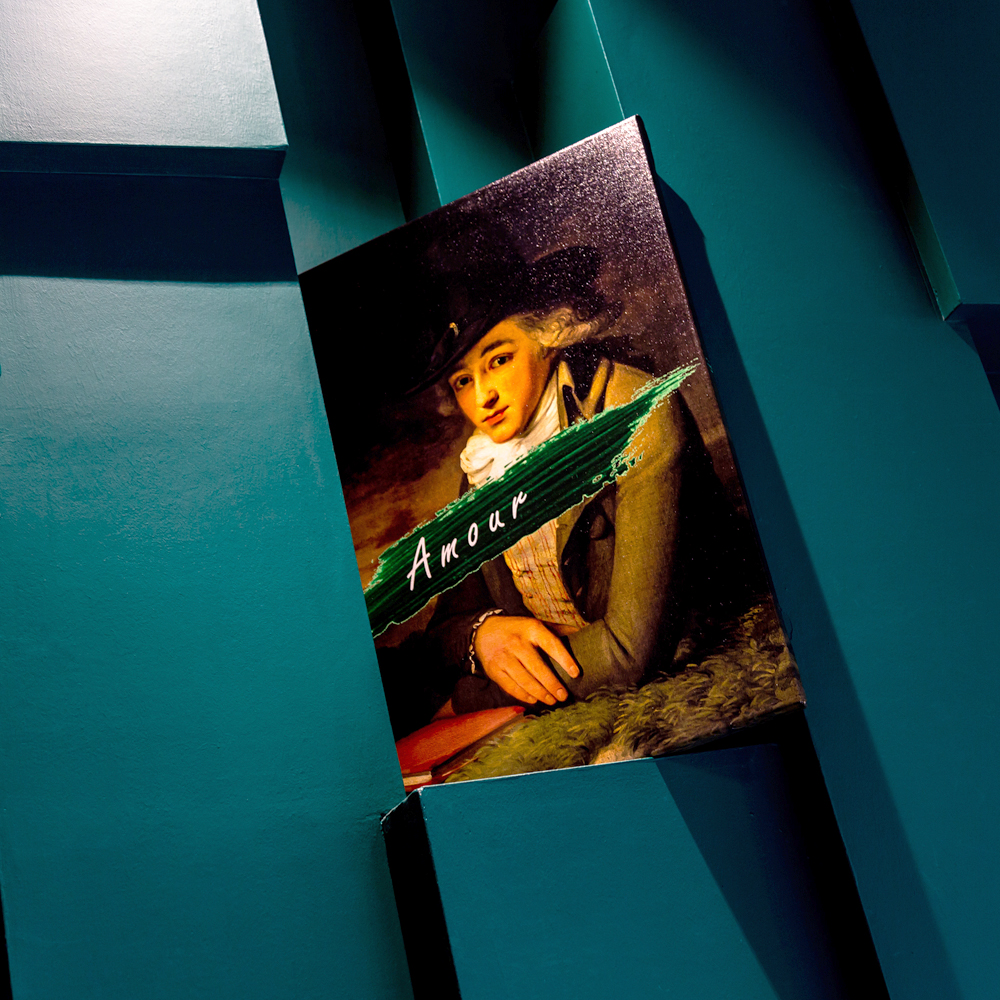 30101901 Арт-портрет «Amour» (холст, галерейная натяжка) Object Desire  - Вид №3