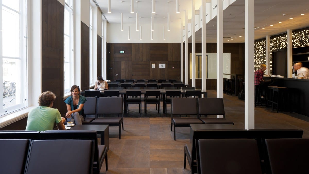 Деревянный прямоугольный стол Quinze & Milan кемпинг ARCH-00055431 - Вид №1