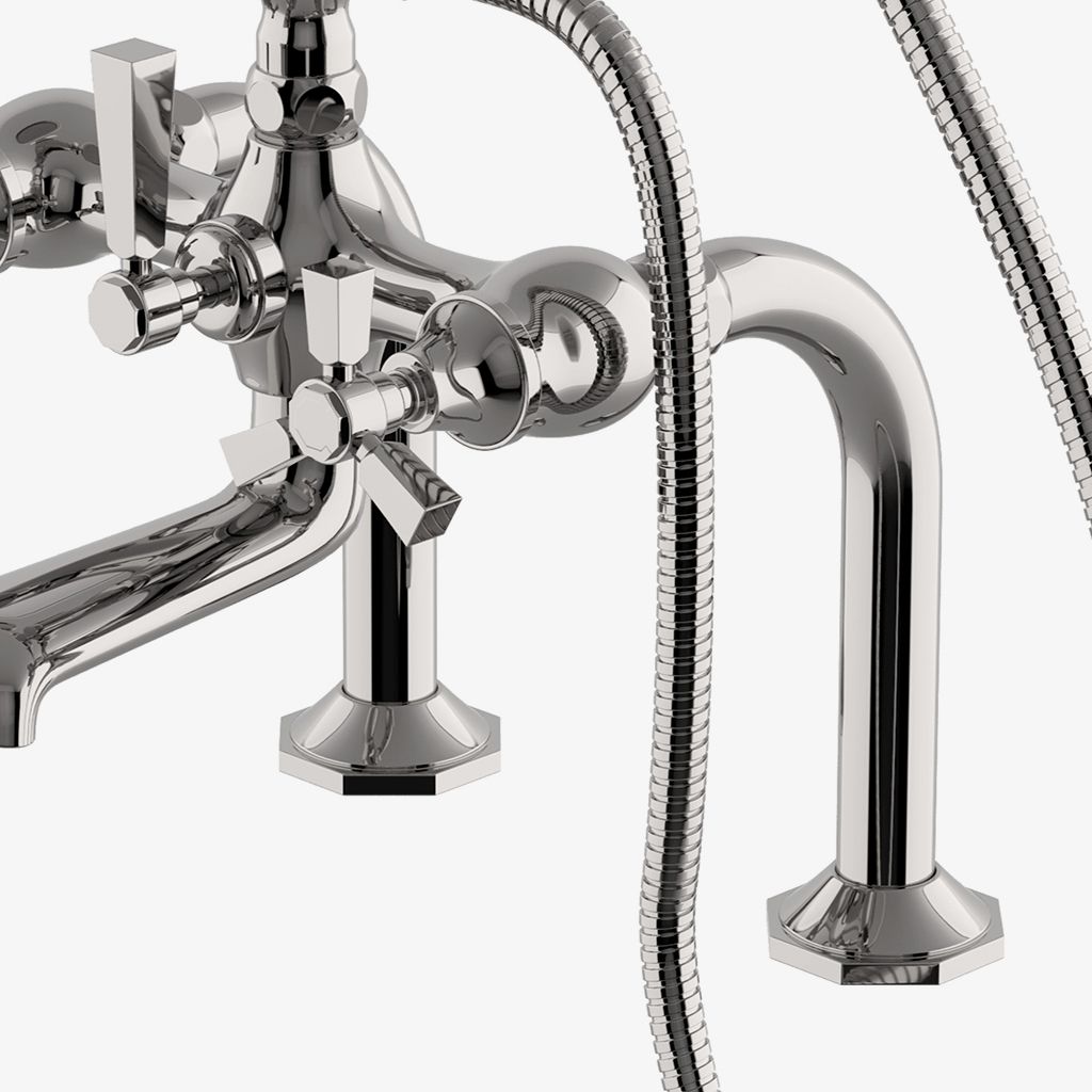 RDXT40 Установленный на палубе наполнитель для ванн Roadster с ручным душем и трехспицевыми ручками Waterworks 