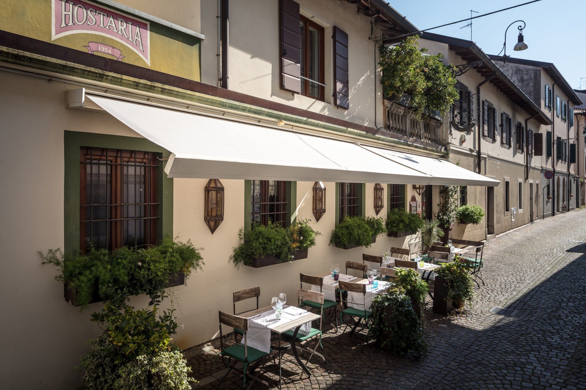 Алюминиевый моторизованный тент от солнца Pratic T-Project ARCH-00142585 - Вид №4