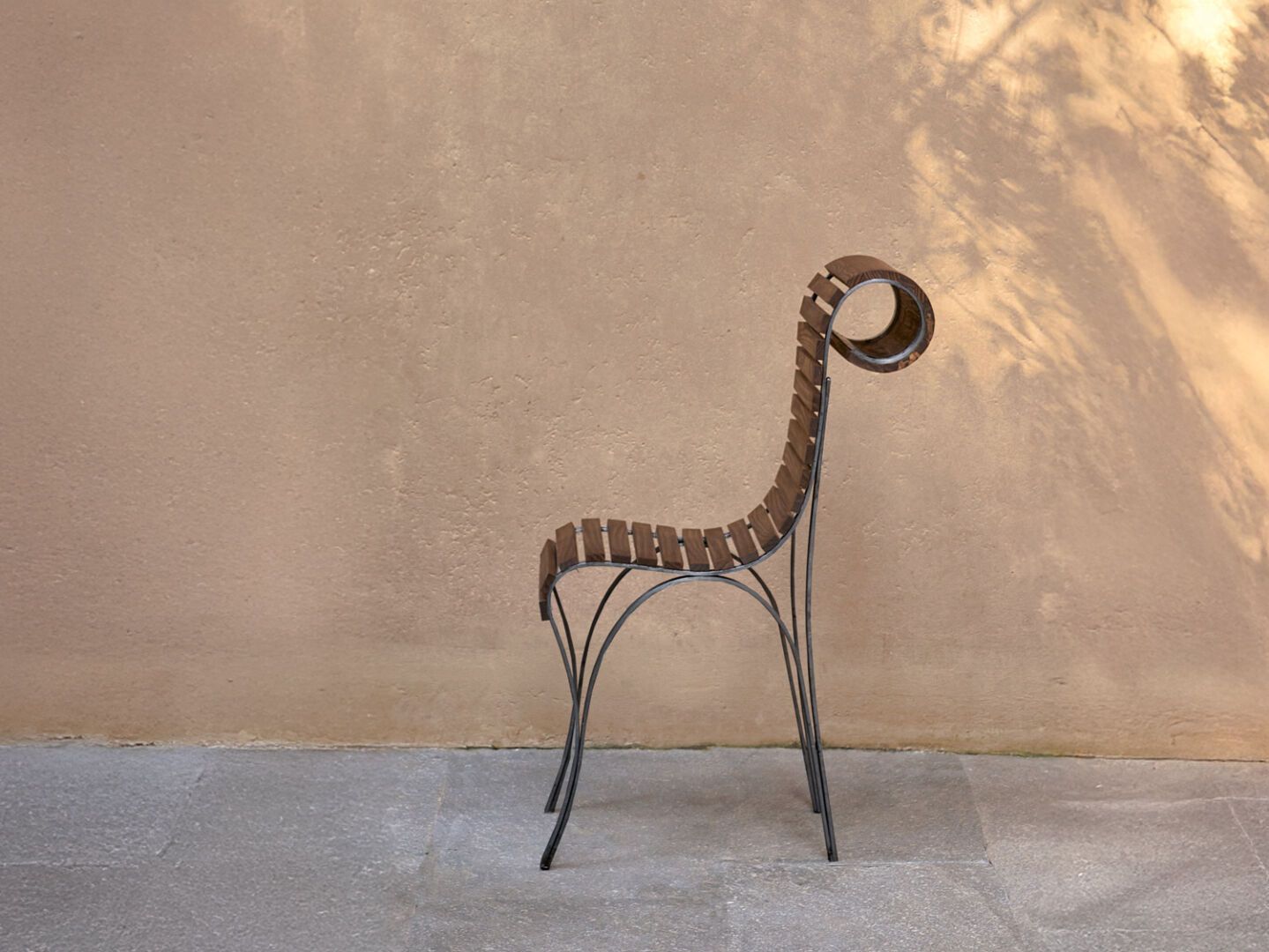 Стальной и деревянный стул без подлокотников Phantom Hands Джеффри Бава ARCH-00044683 - Вид №3