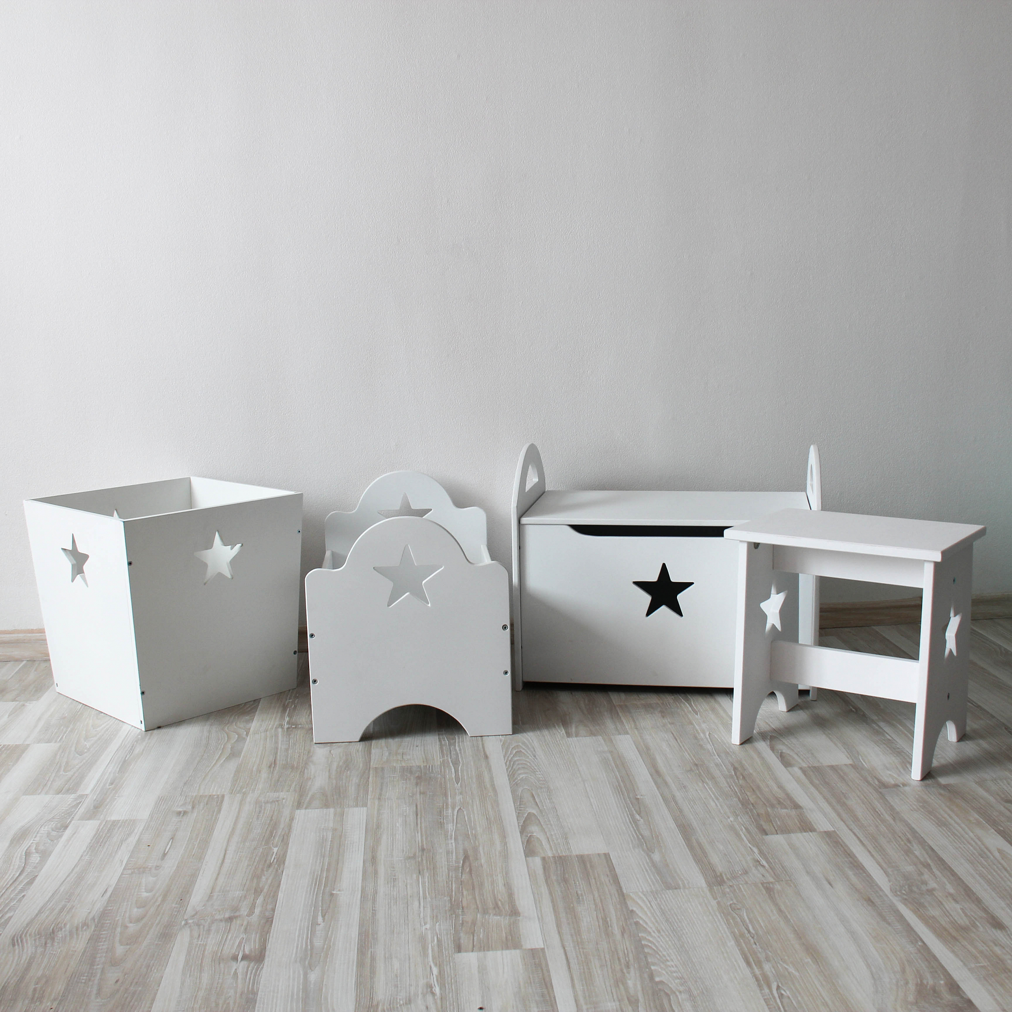 Детский табурет белый со звездочкой VAMVIGVAM  282235 Белый Santreyd  - Вид №3