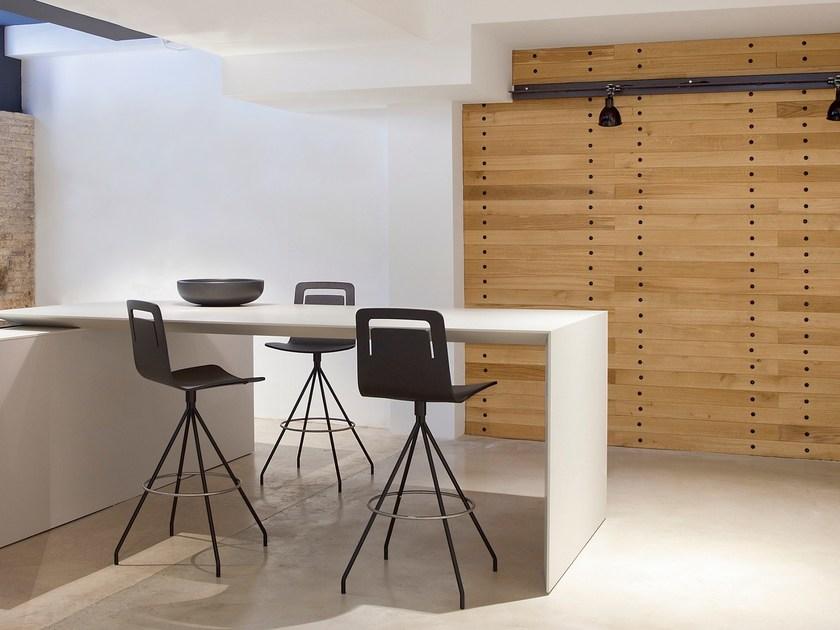 Viccarbe Тканевый поворотный табурет со спинкой Klip sun-id-1420815 - Вид №8