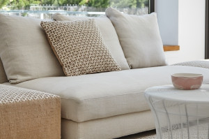 037139 Подушка White 70x40 GAN Raw