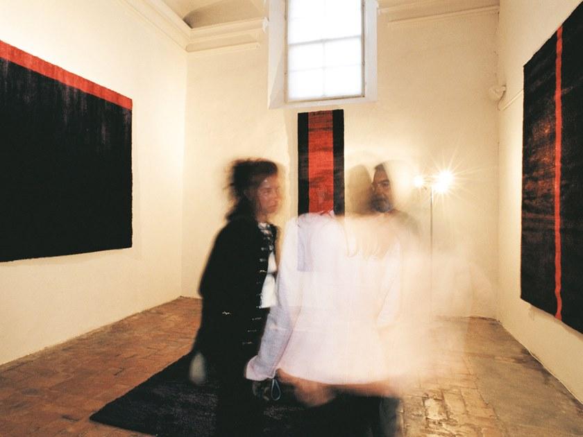 G.T.DESIGN Уникальный коврик из вискозы ручной работы из лимитированной серии Campi di gravità sun-id-1440894 - Вид №1