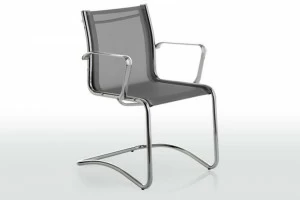 Manerba Сетчатое офисное кресло с подлокотниками Net U189g10