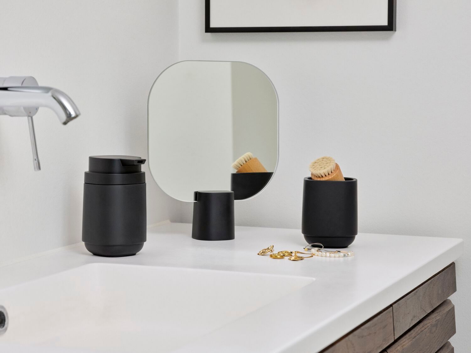 Бетонный Настольный держатель зубной щетки ZONE DENMARK Time ARCH-00071104 - Вид №6