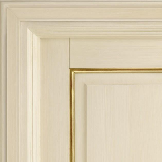 LEGNOFORM Лакированная дверь из массива дерева с золотыми профилями Veneziana sun-id-1422006 - Вид №1