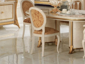 Мягкий стул для ресторана