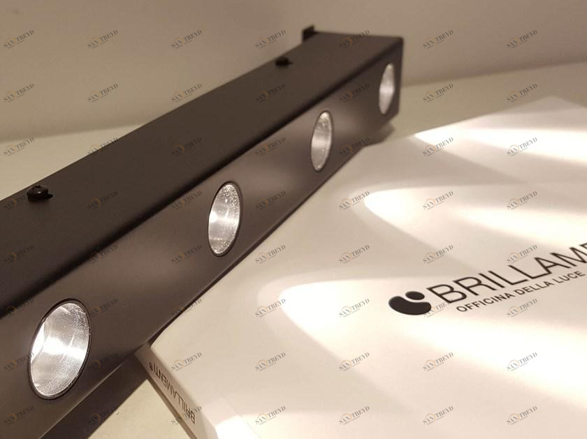 Brillamenti Несколько светодиодных прожекторов Museum Mu.nn.000.ota.fi