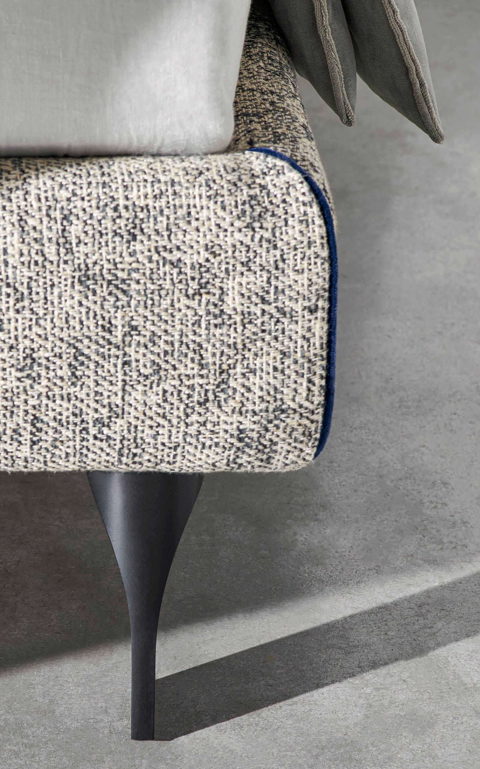 Двуспальная кровать с мягкой тканью Twils ISS ARCH-00085508 - Вид №8