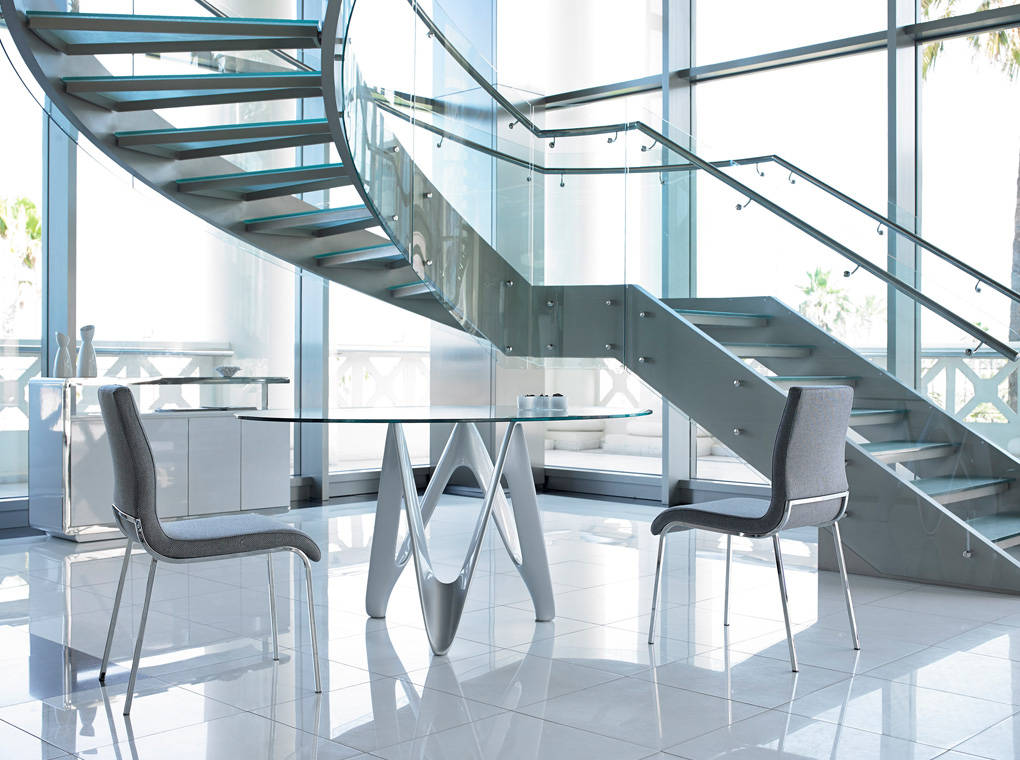 077728 Стол круглый стеклянный с белыми ножками d110 Angel Cerda B063 