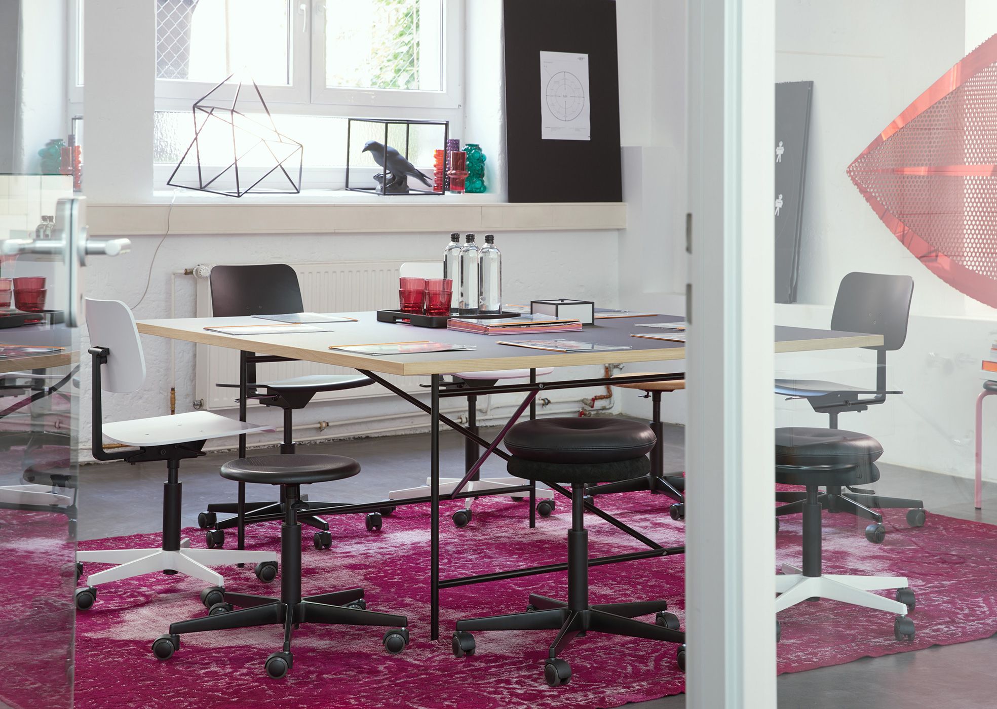 Офисное кресло с регулируемой высотой 5 спиц Richard Lampert Mr. Square ARCH-00128801 - Вид №2