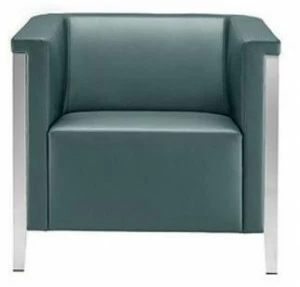 Brunner Кожаное кресло с подлокотниками Collar