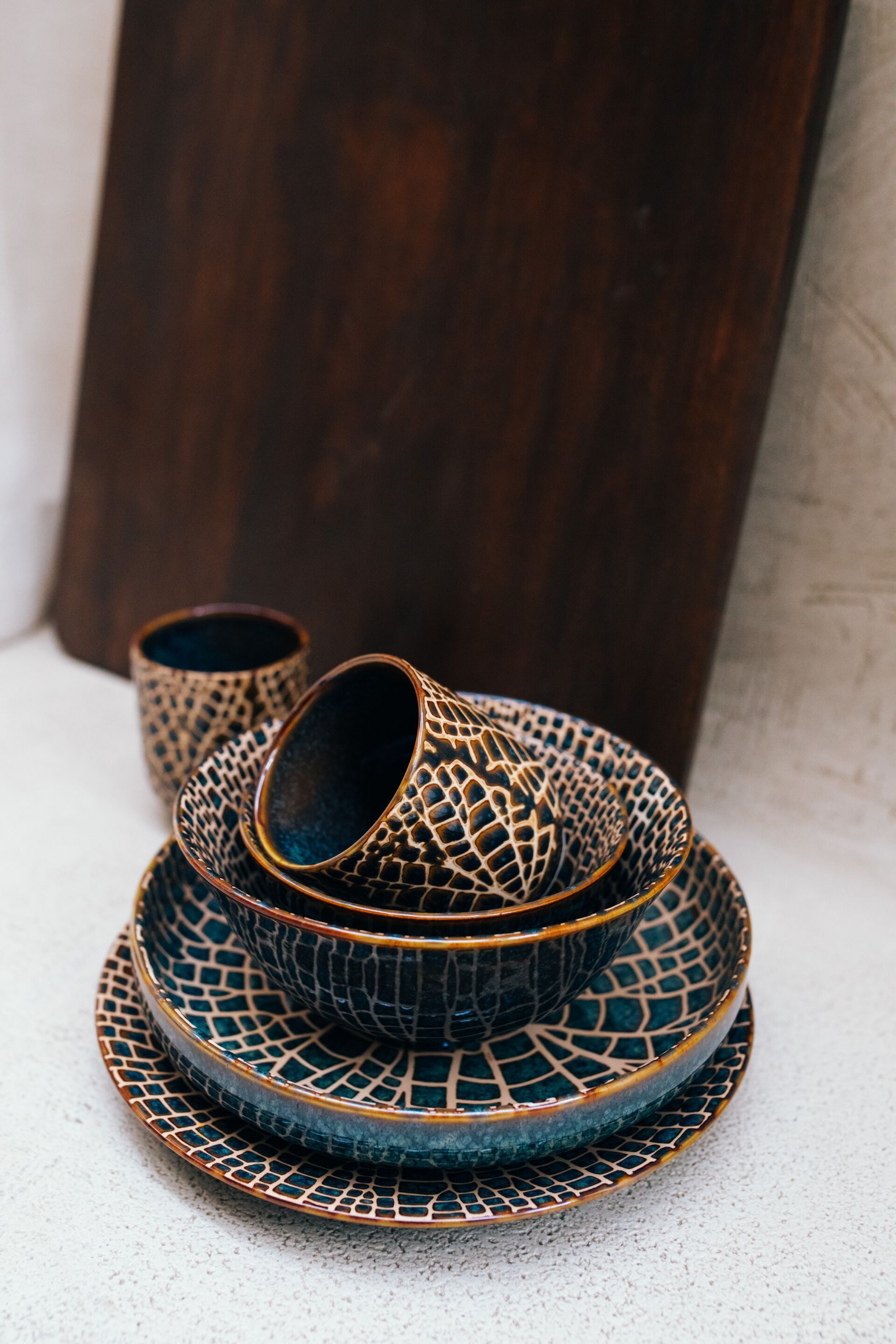 Фарфоровая круглая десертная тарелка POMAX Lotus ARCH-00102619 - Вид №5