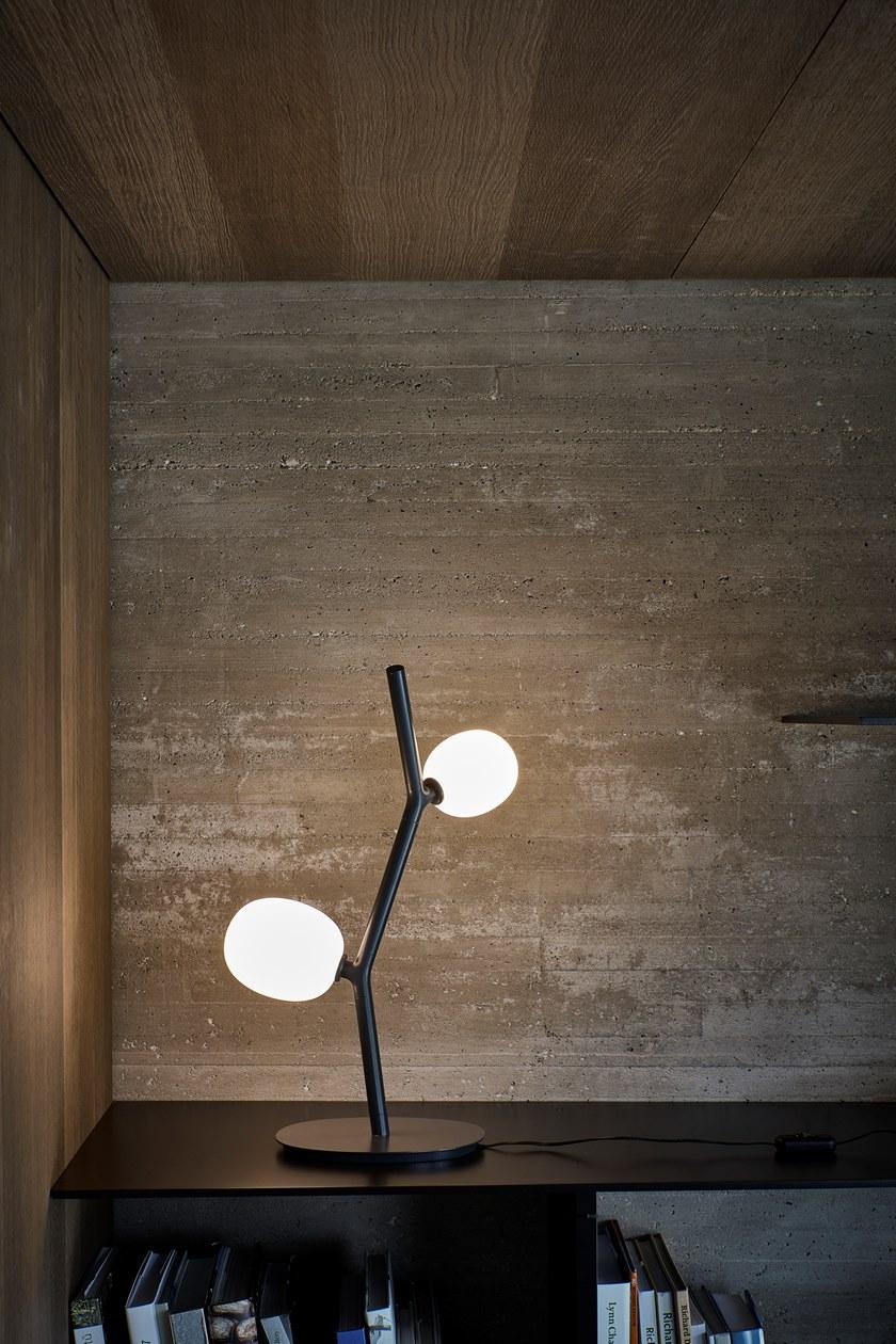 BROKIS Настольная лампа из дутого стекла и металла Ivy Pc1131 - Вид №1