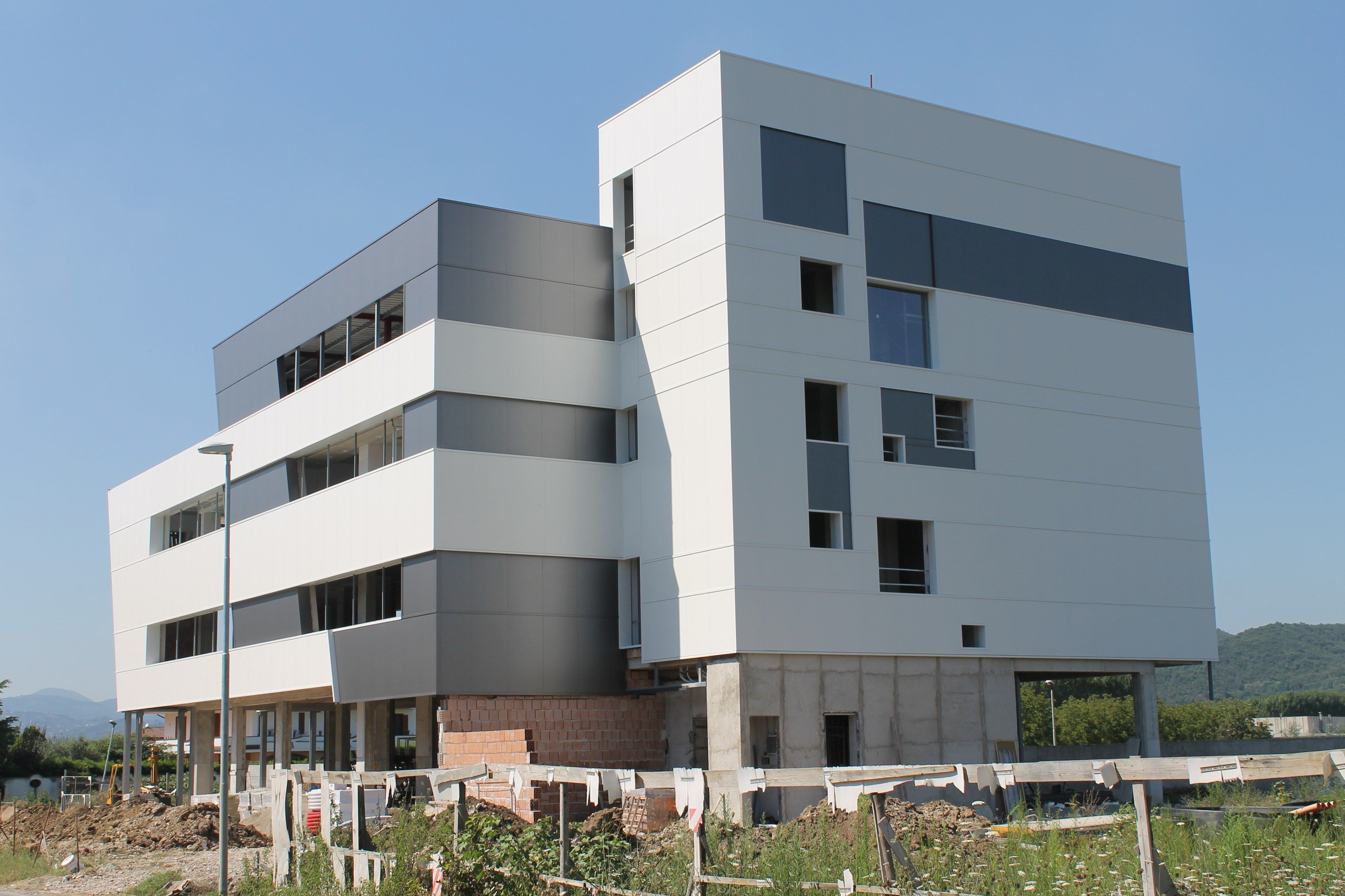 Изолированная металлическая панель для фасада ELCOM SYSTEM ТЕРМОПАРЕТЫ® ARCH-00037807 - Вид №125