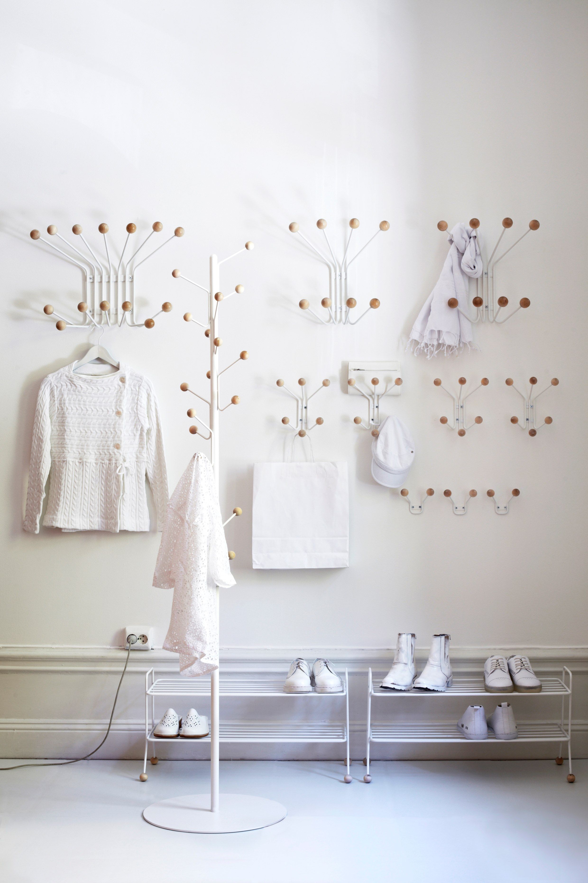 Окрашенная металлическая вешалка для одежды Maze ARCH-00095779 - Вид №4