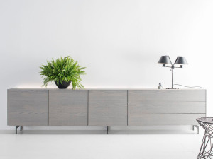 Шкаф с ящиками