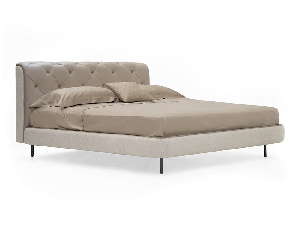 Кожаная кровать с капитонным изголовьем Formitalia Зарубежная ARCH-00026741