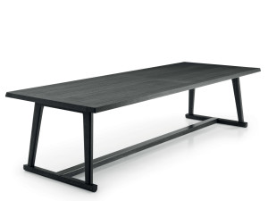 Прямоугольный дубовый стол