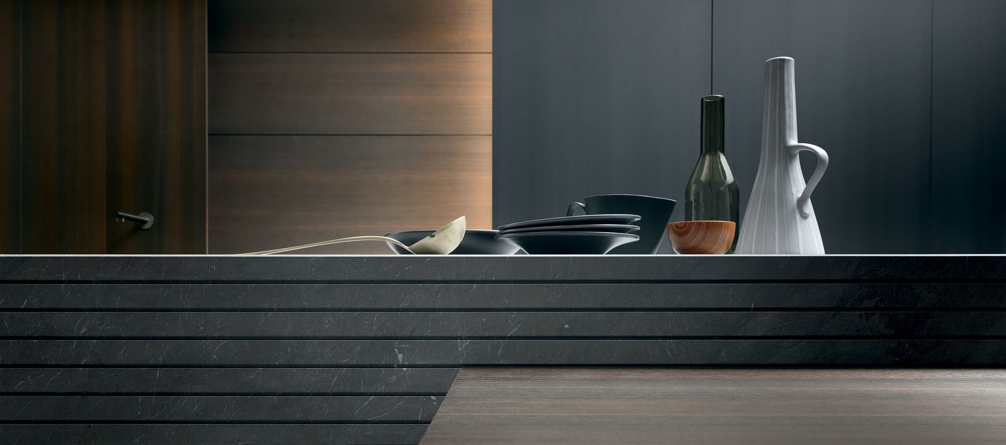 Кухня с каменным островом и эвкалиптовым шпоном MODULNOVA Blade Lab ARCH-00136930 - Вид №13