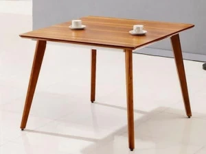 Arrediorg.it® Квадратный деревянный стол Evolutio