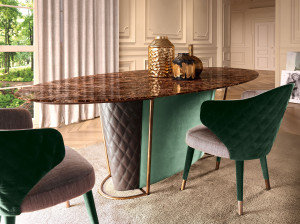 Овальный стол