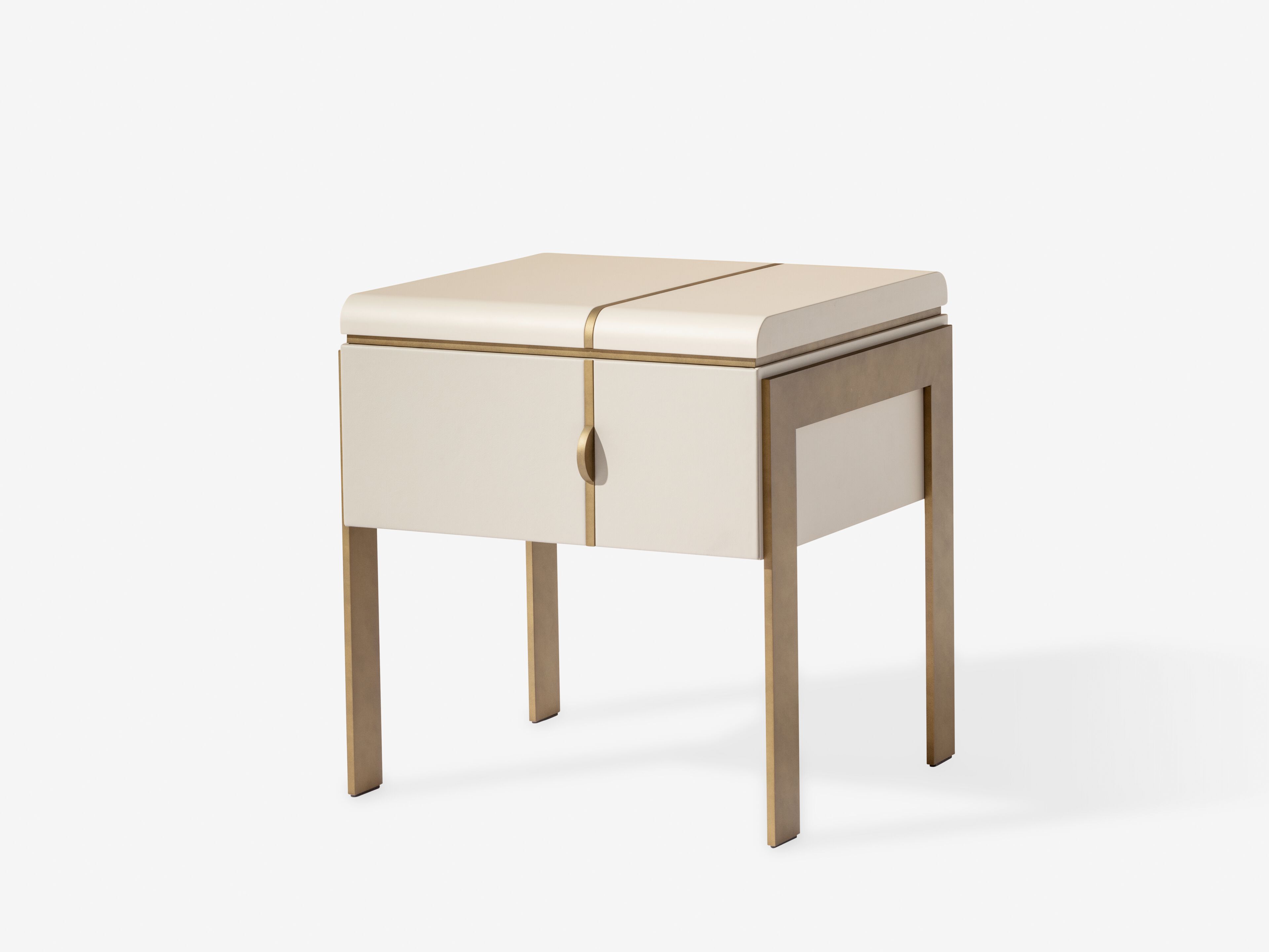 Деревянная квадратная тумбочка с ящиками Carpanese Home Identity ARCH-00093247