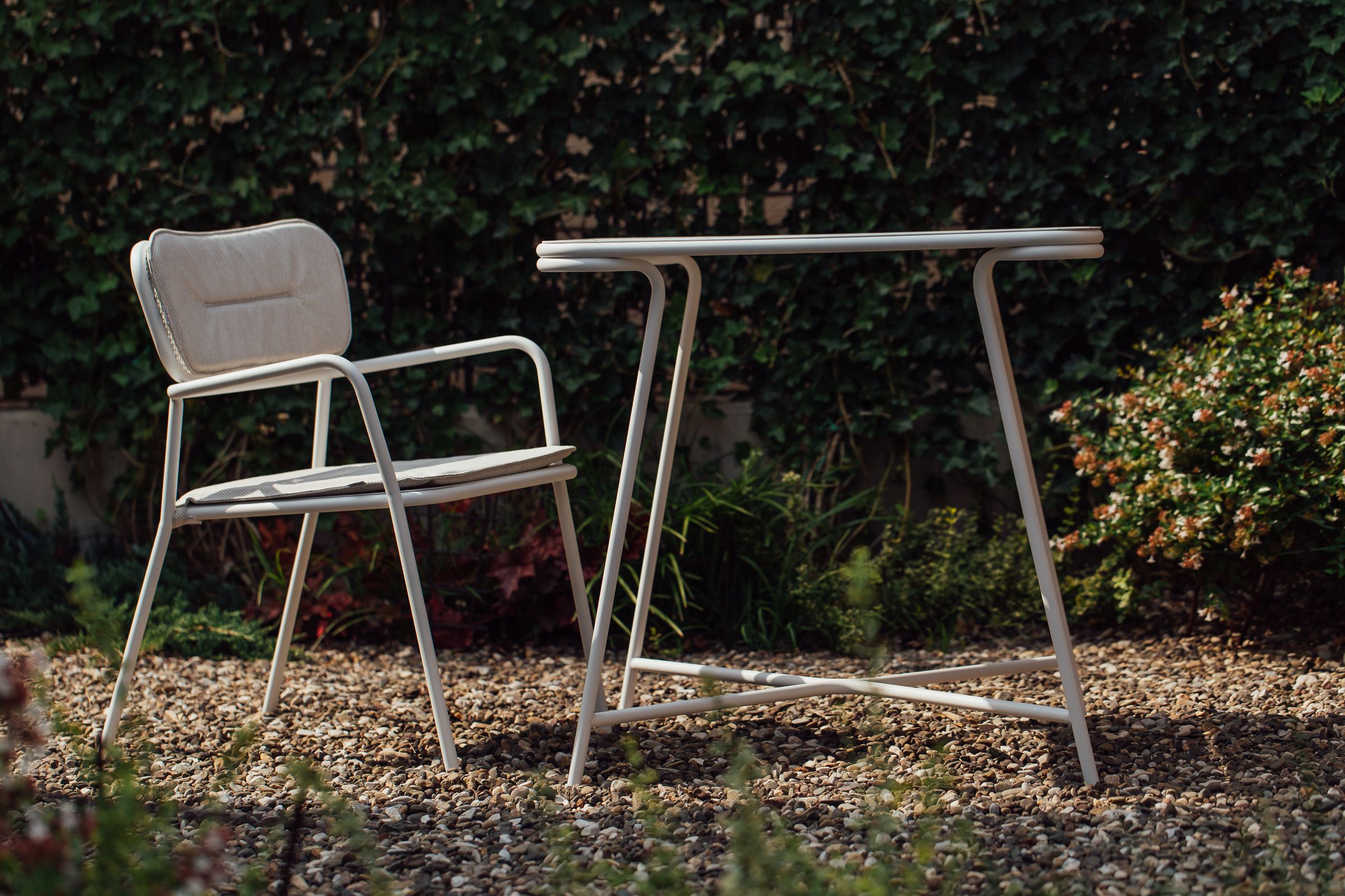 Квадратный садовый стол с порошковым покрытием Garda Furniture Тотем ARCH-00132226 - Вид №3