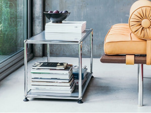 Журнальный столик из нержавеющей стали