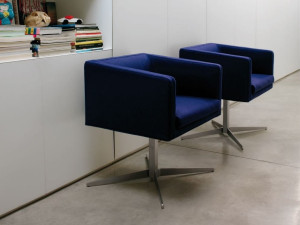 Съемный стул из ткани