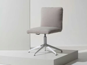 Manerba Вращающееся кресло с тканевой обивкой Undecided
