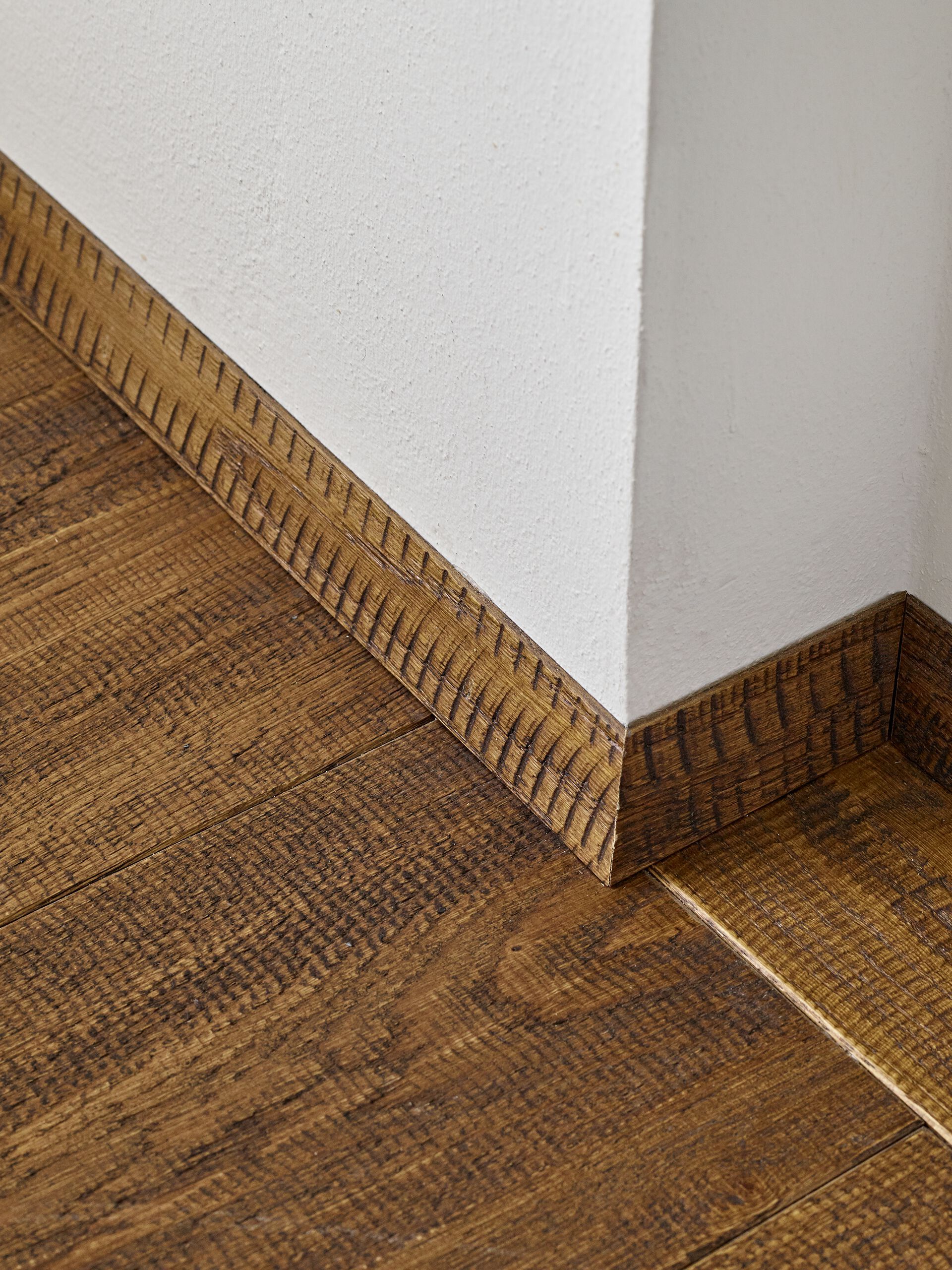 Биосовместимый трехслойный деревянный плинтус Fiemme Tremila BATTISCOPA TRIPLOSTRATO® ARCH-00140136 - Вид №2