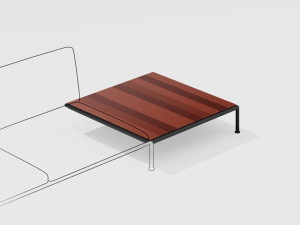 Низкий садовый столик из лавового камня