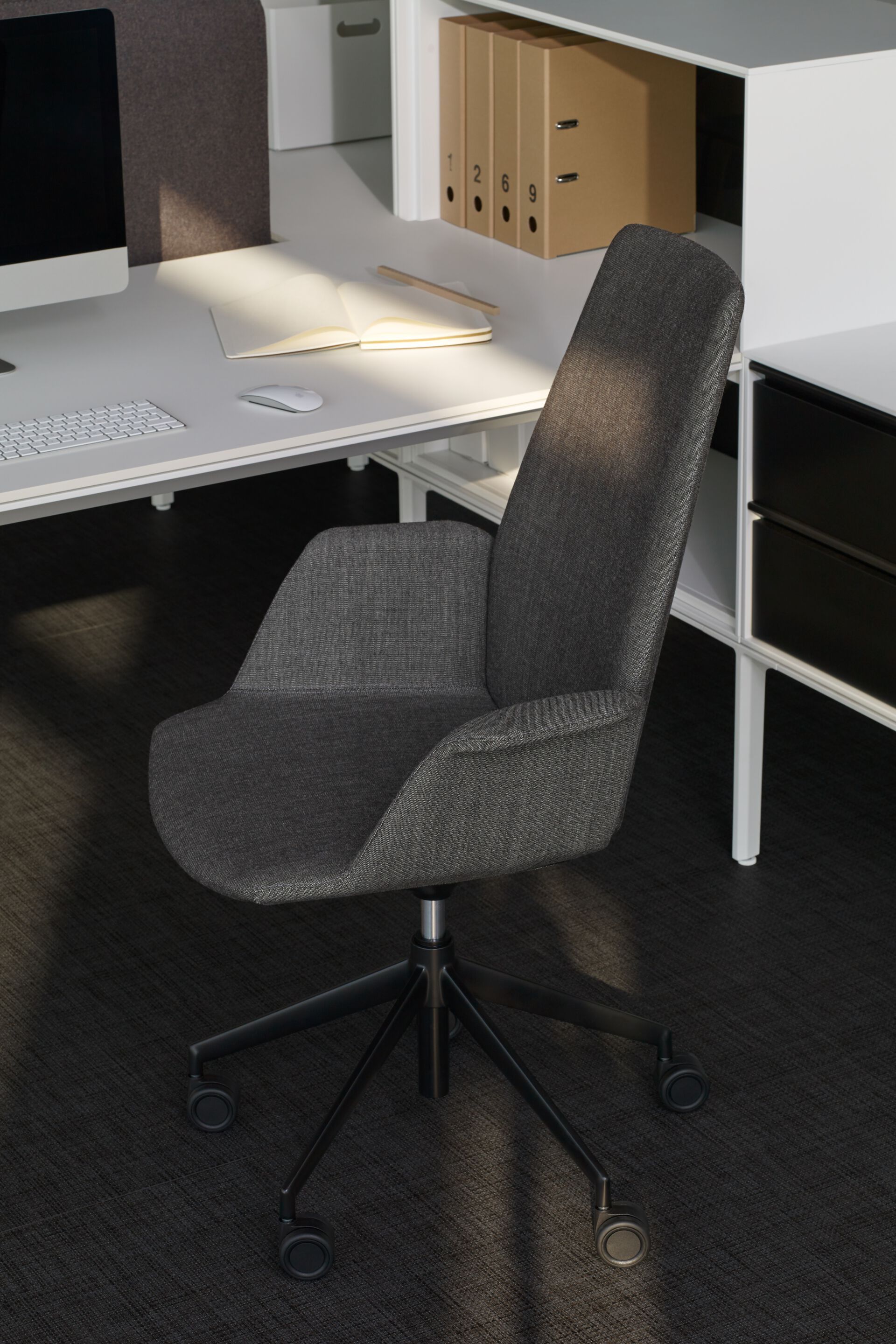 Офисное кресло с 5 спицами Lapalma один ARCH-00078387