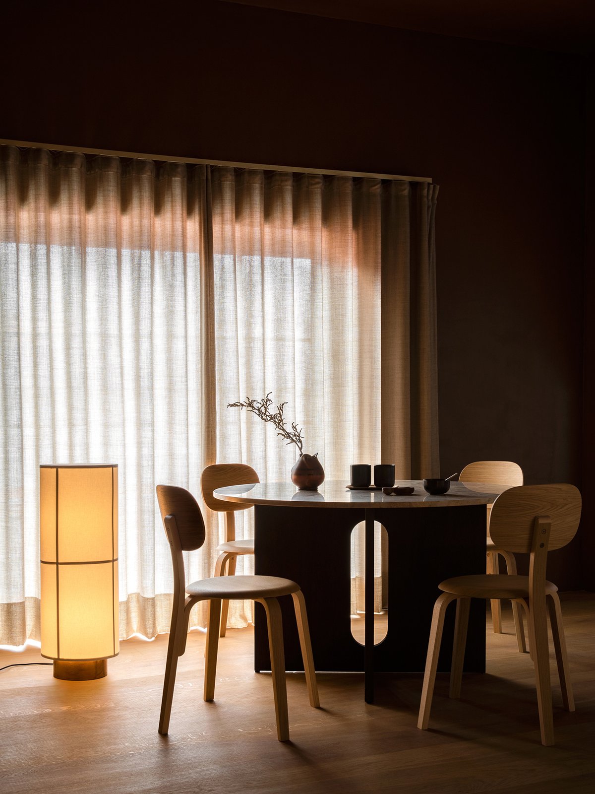 8350849 MENU Afteroom фанера, обеденный стул Темный мореный дуб  - Вид №12