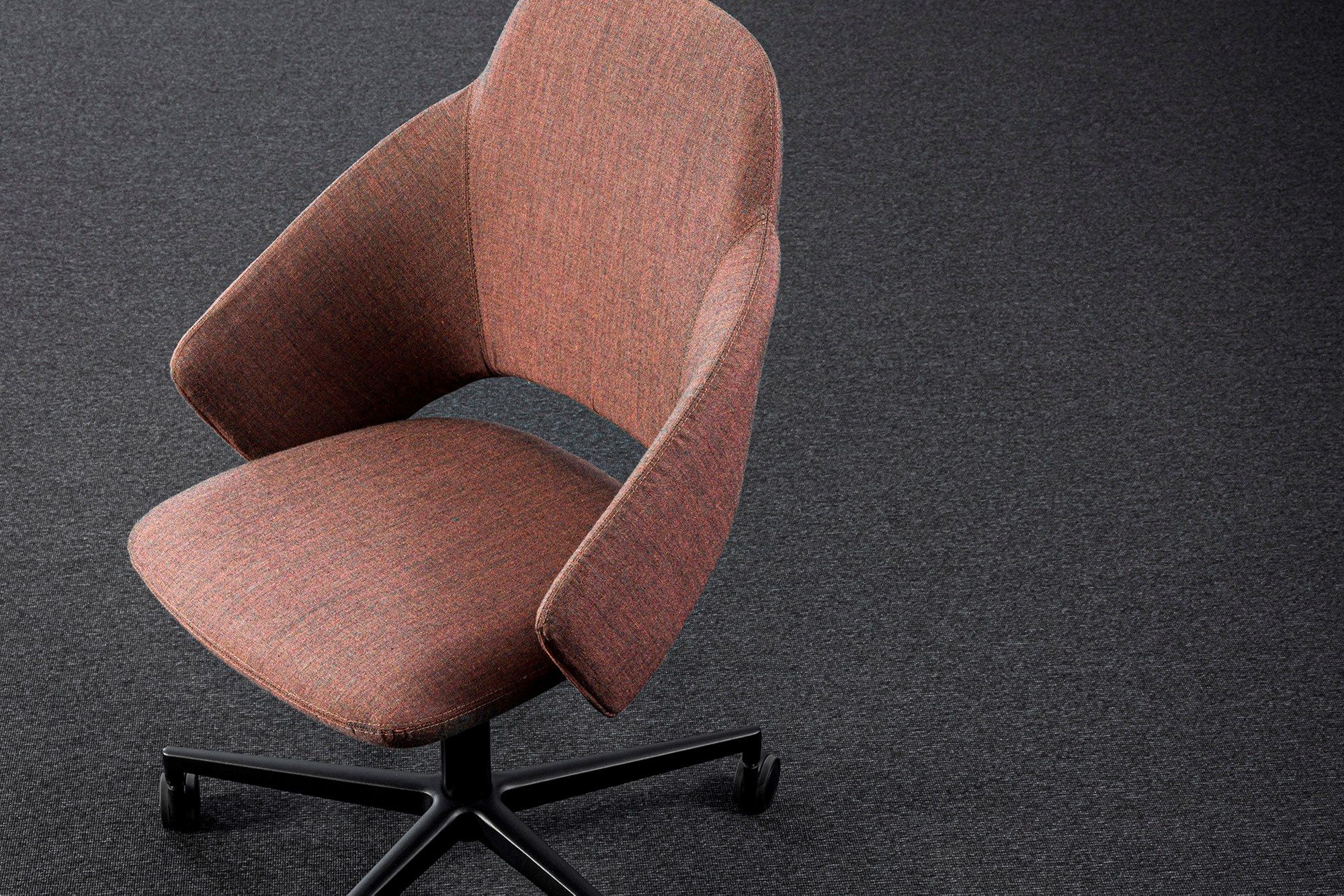 5-спицевое вращающееся офисное кресло с тканевыми колесами Mara Icon ARCH-00048565 - Вид №1