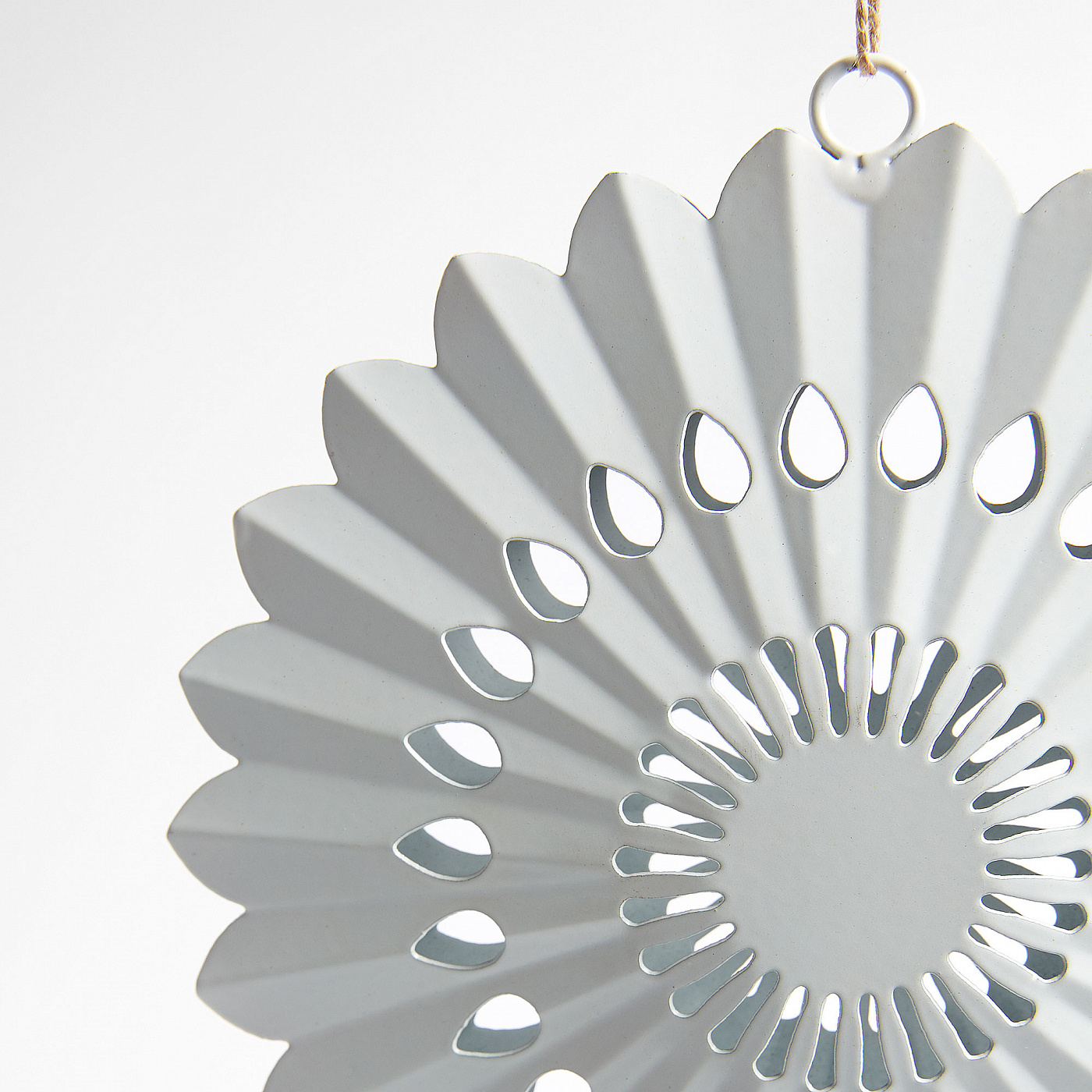 064826 Декоративный подвес Coast 13 см белый La Forma Berthile  - Вид №1