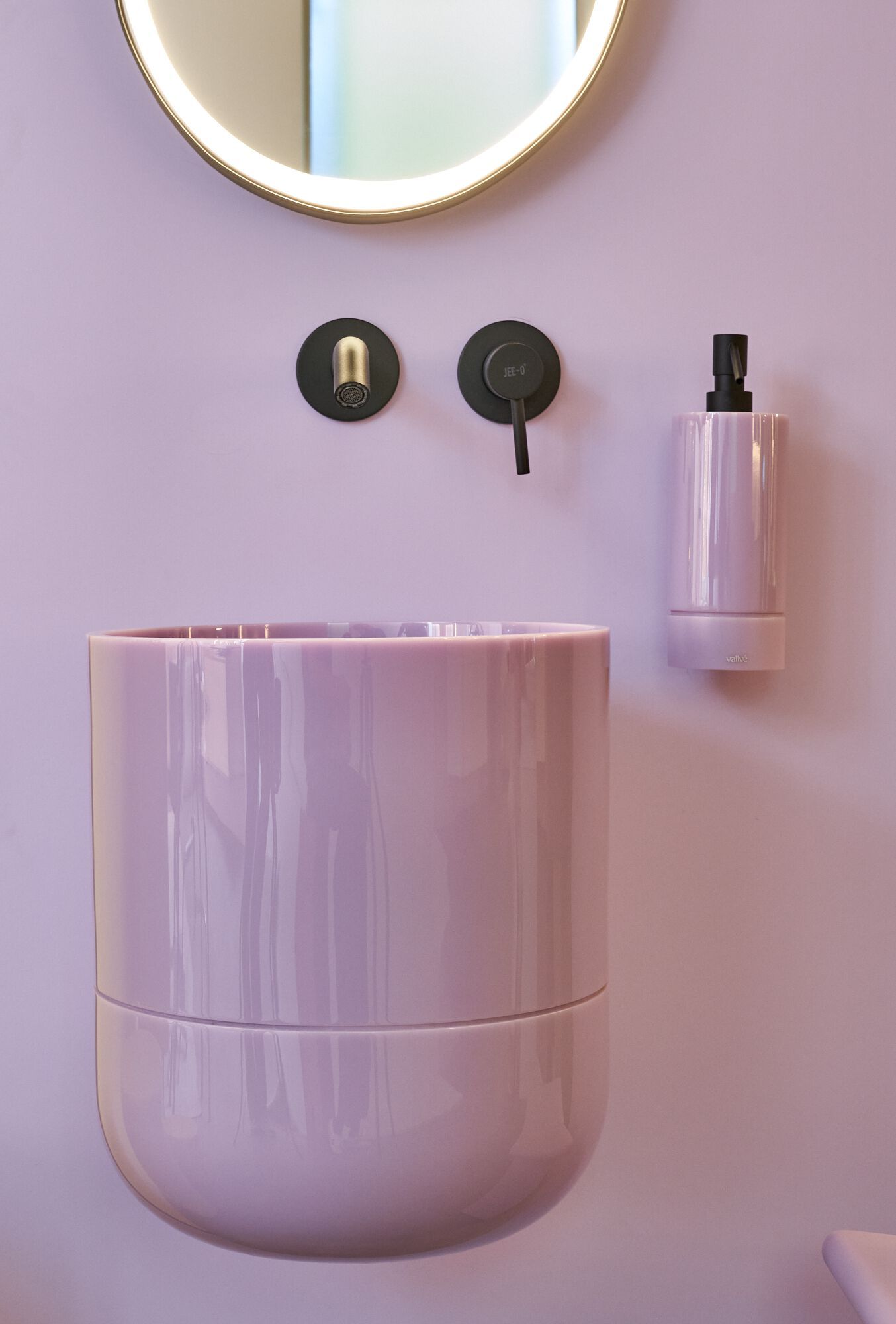 Смоляная подвесная ручная мойка Vallvé сердце ARCH-00082931 - Вид №1