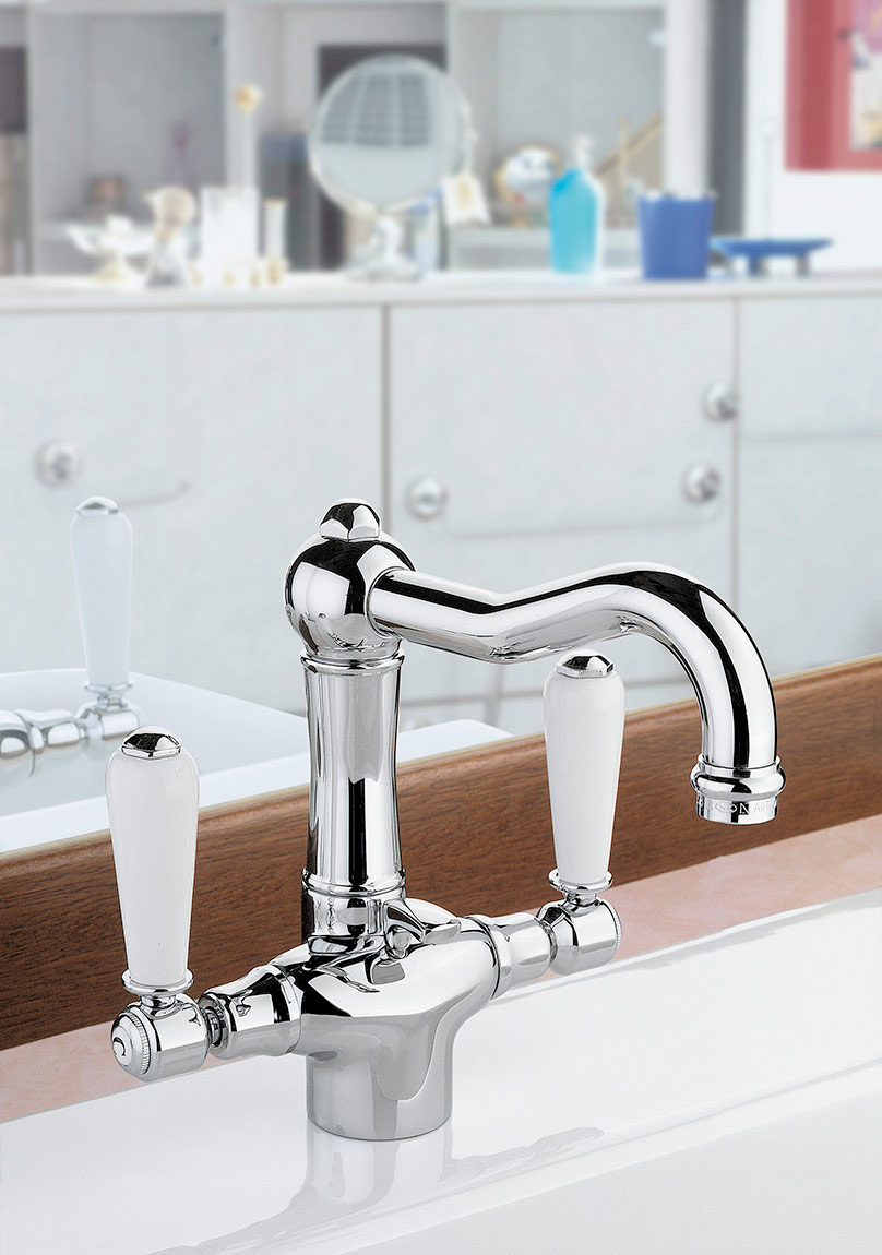 2507 Смеситель для умывальника с поворотным изливом Nicolazzi Series Nuova Brenta  - Вид №3